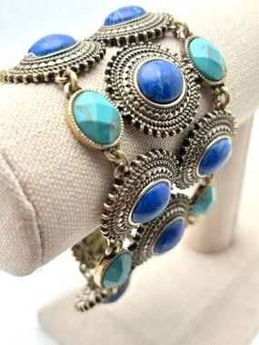 Lucky Brand Blue Linked Gold Bracelet
